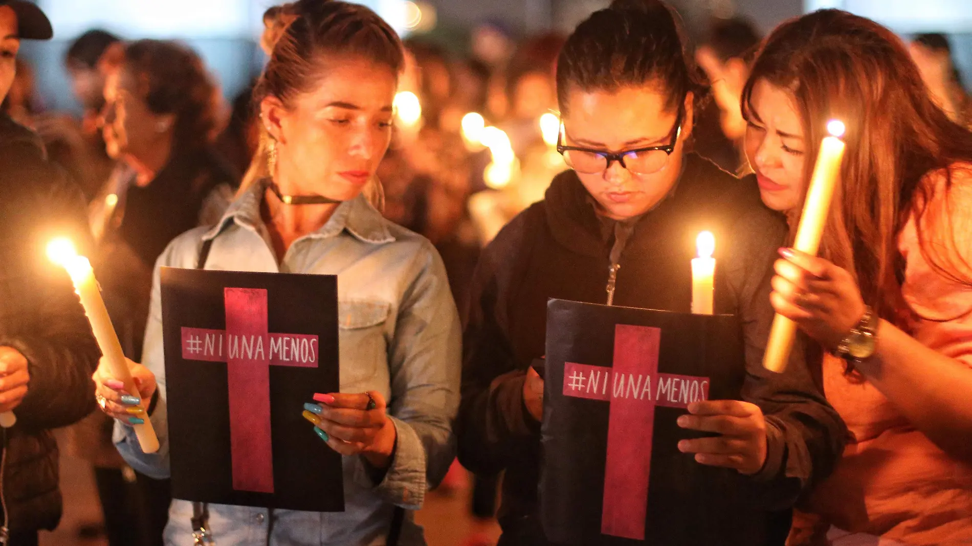 FEMINICIDIOS-VIOLENCIA-MUJERES-FEMINISTAS-PROTESTA-roberto hernandez (5)